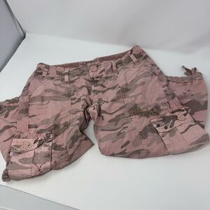 Old Navy Vintage Pink Camo Capri Pants Ultra Low Waist Y2K 2000s Girl Next Door